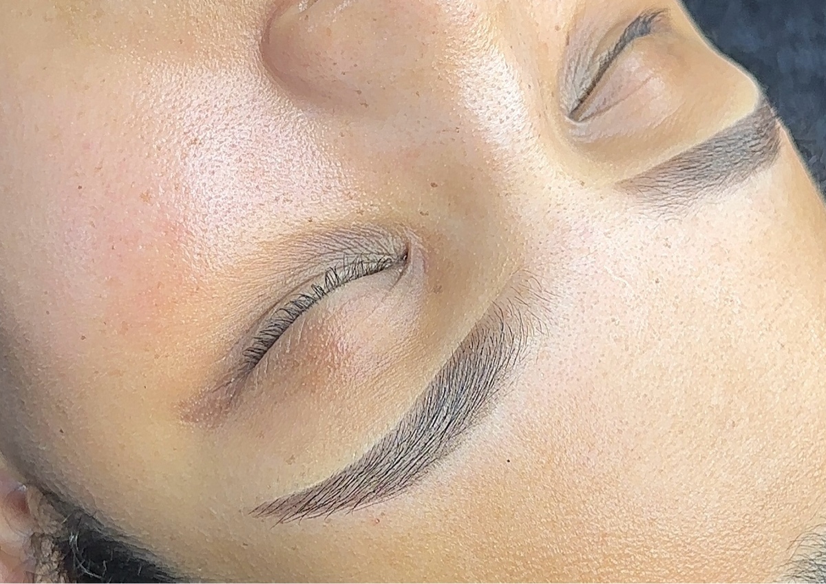 Clase HENNA BROWS 