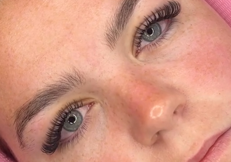 wet mascara
