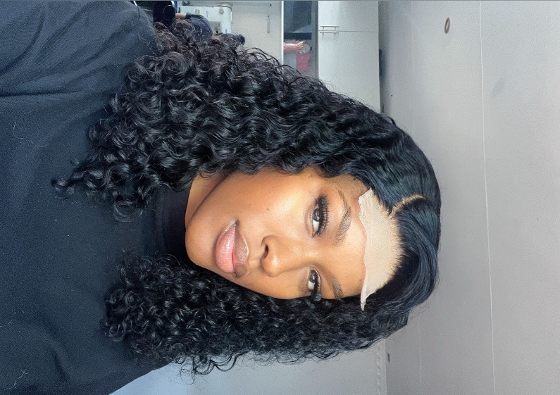 18” glueless curls