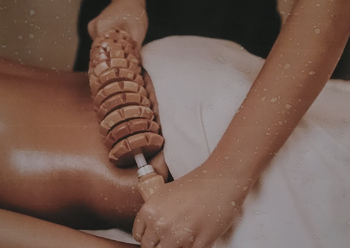 Manual Lymphatic Drainage & Wood Therapy  90 mins 