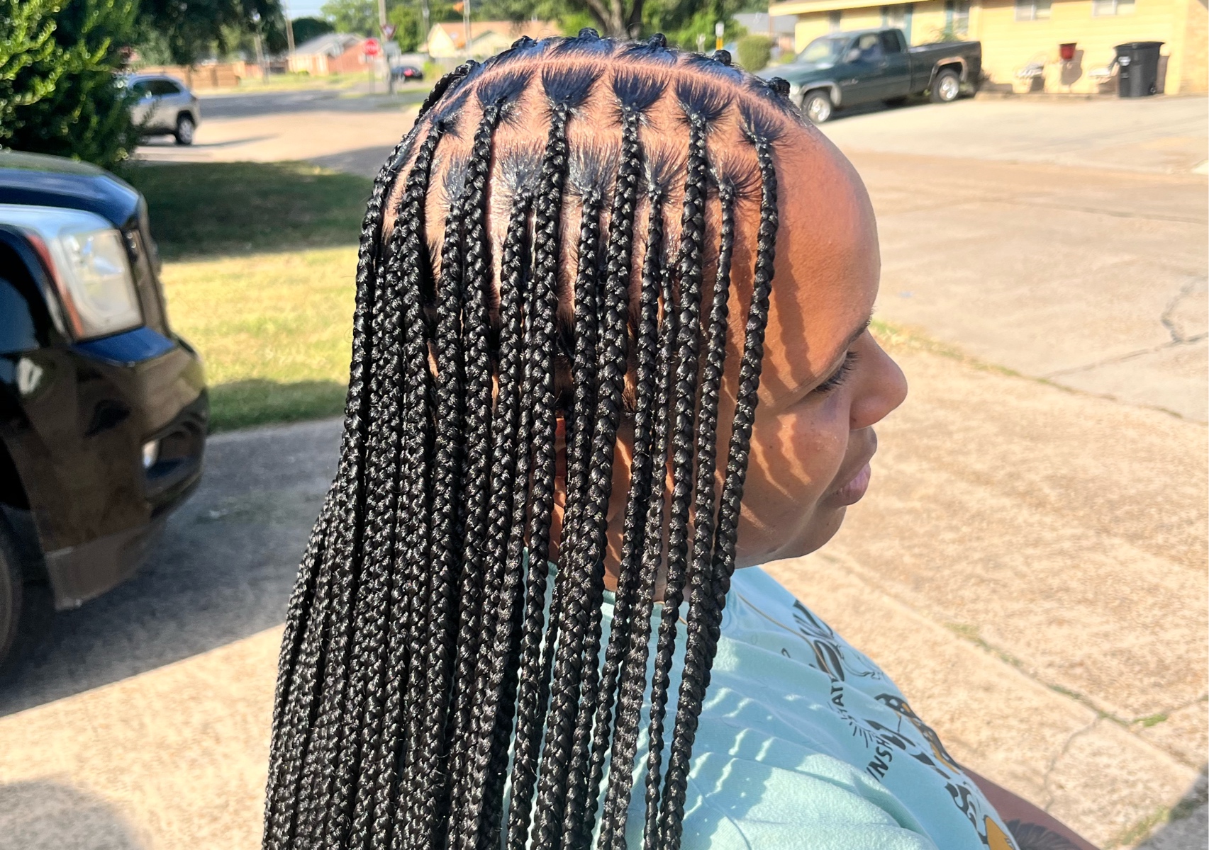 SMedium Waist Length Knotless