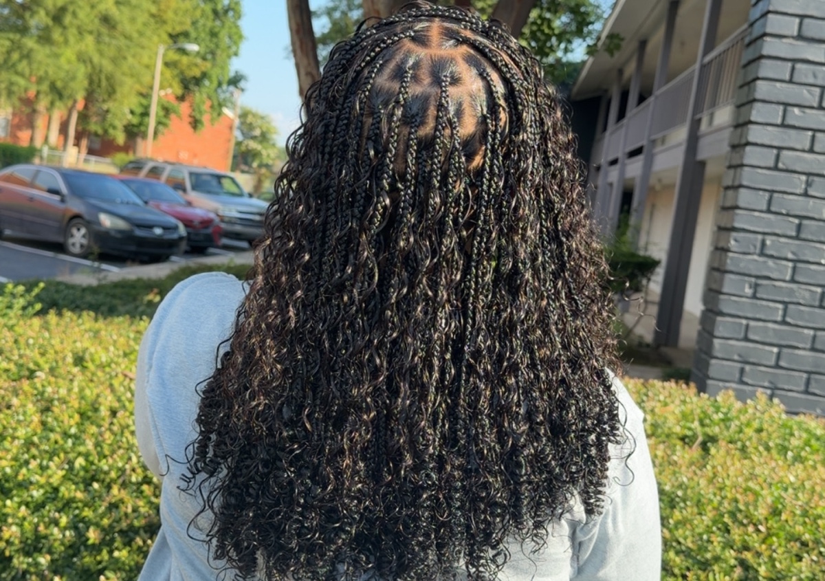 Small Bob-Mid Back Length Knotless (3/3)