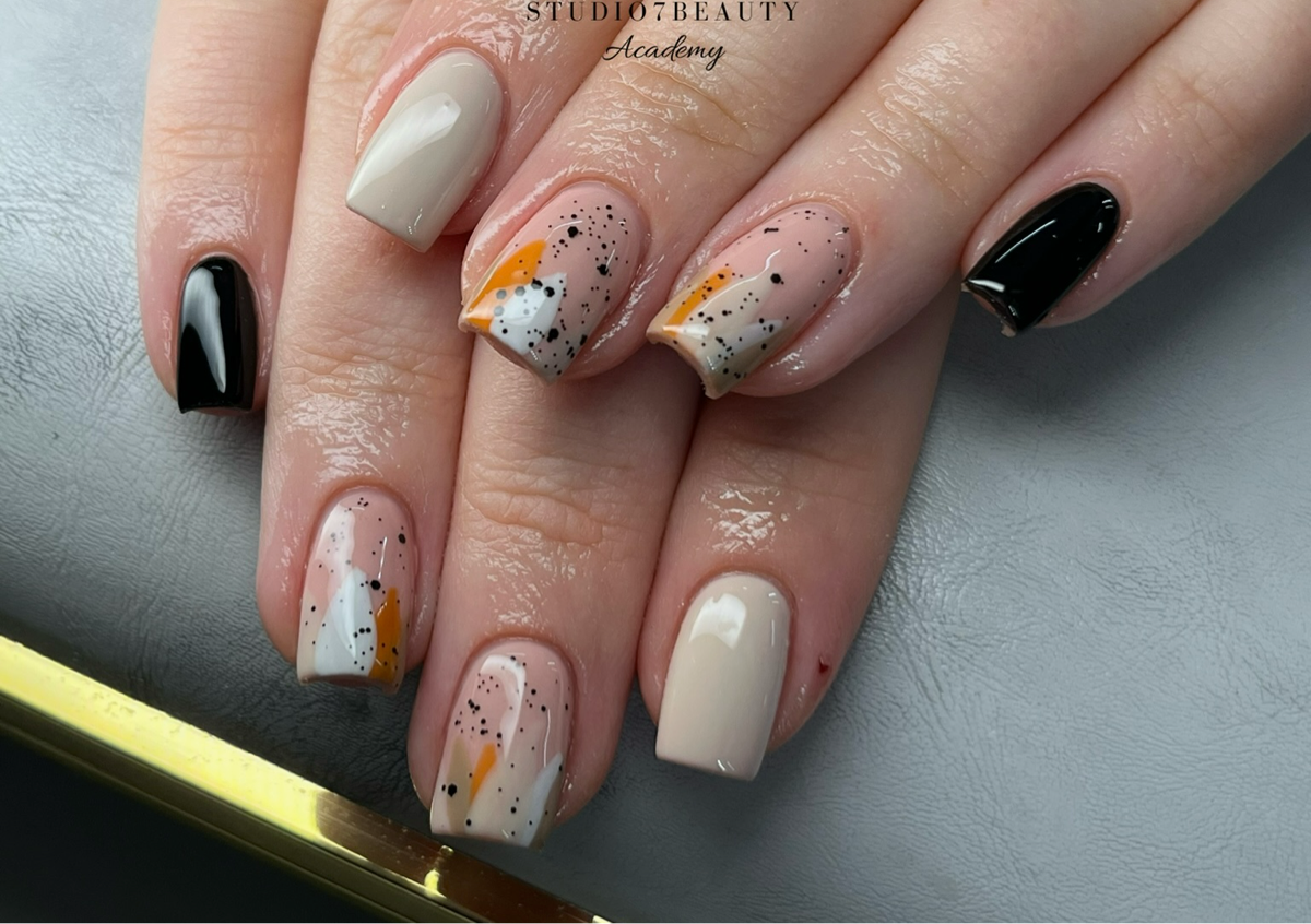 Biab Nails - French Tip/Nail Art