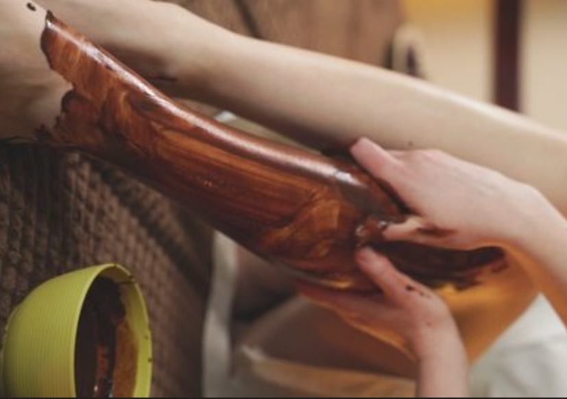 *WAX* Vybz Brazilian Wax & Leg Exfoliation w/Chocolate Mask