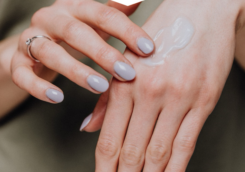 Gel manicure 