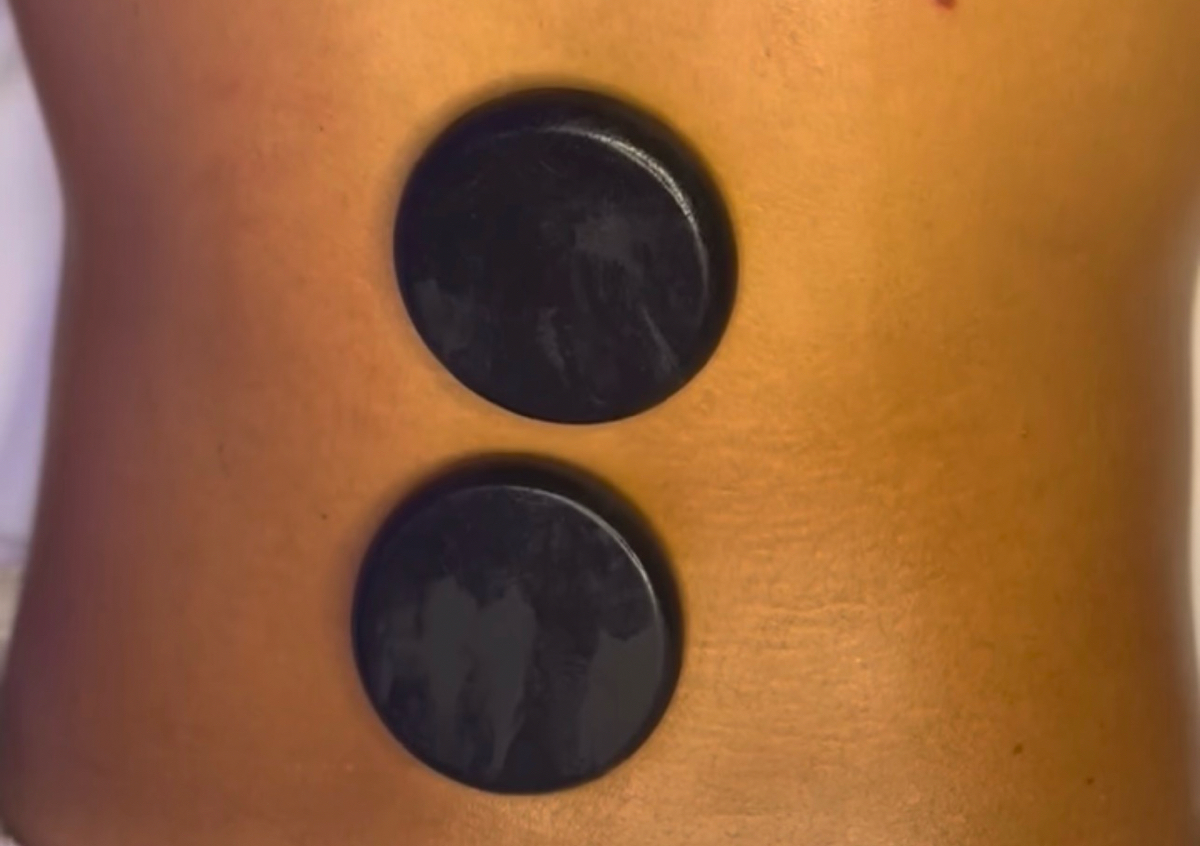 Hot stone massage 
