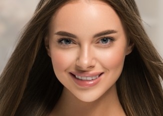 Eyebrow Wax Shape & Tint - Patch Test Required Please Contact The Salon 