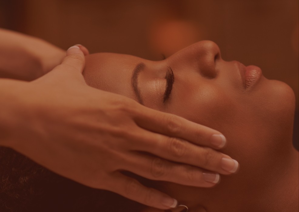 30 mins - Back Neck Shoulder Massage  (1/2)