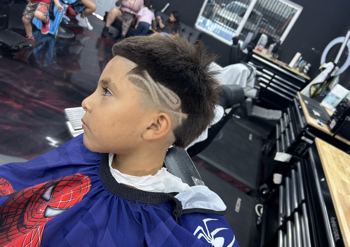 Kids cuts & design with Dee