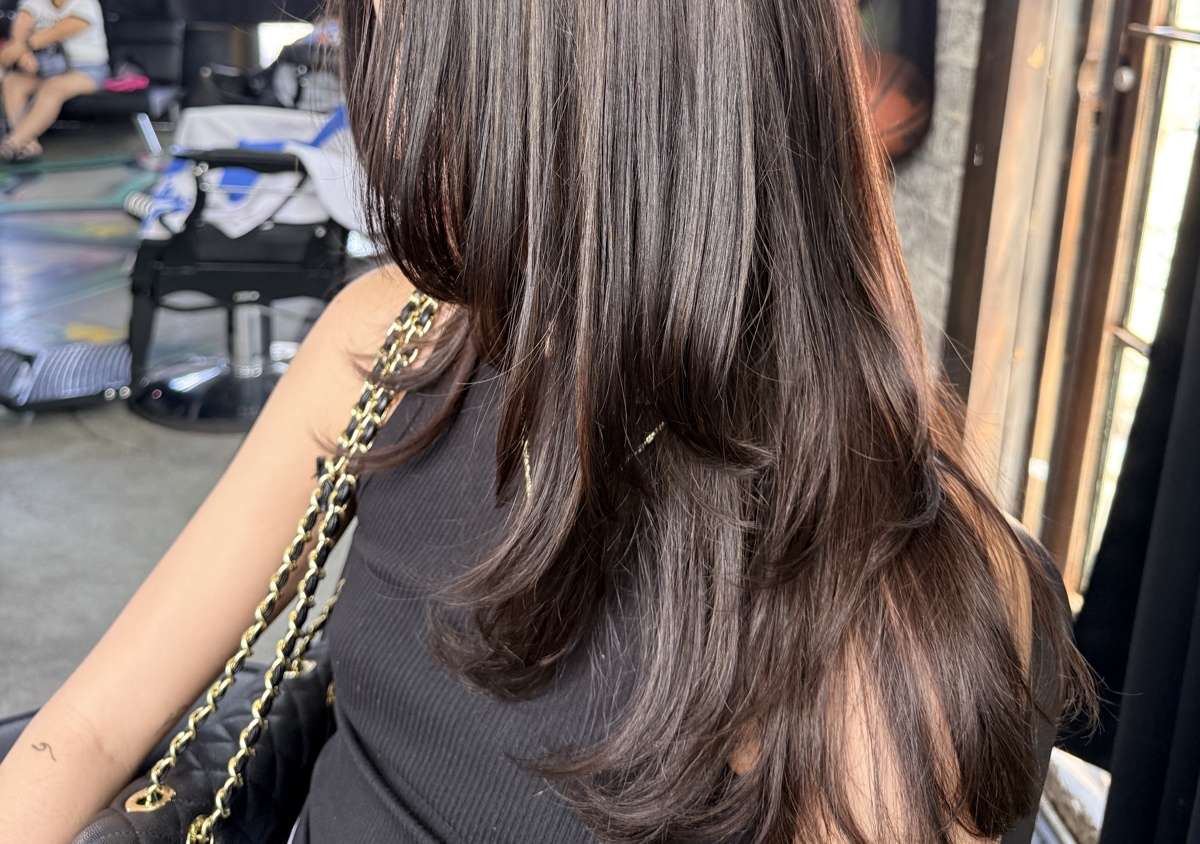 Womens Haircut with Eva