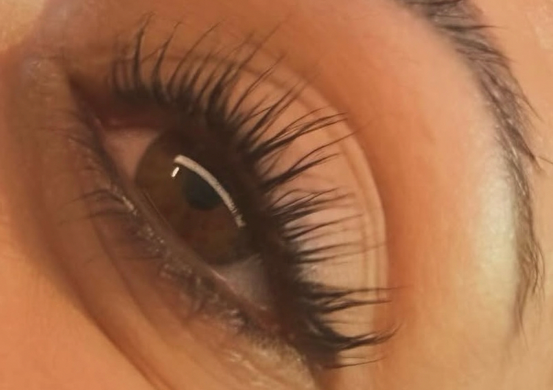 Lash Lift,  with Tint  for Top lashes and hydration 