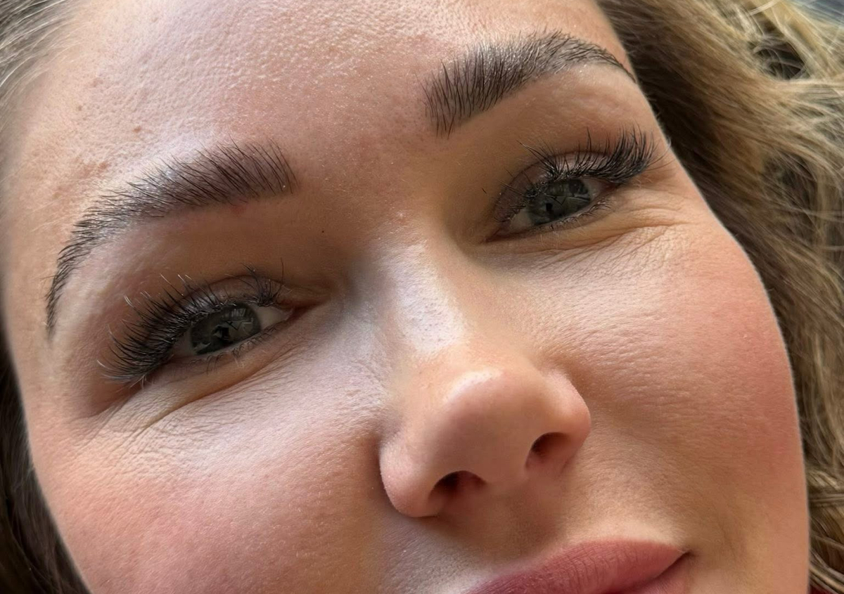 Luxury brow lamination experience