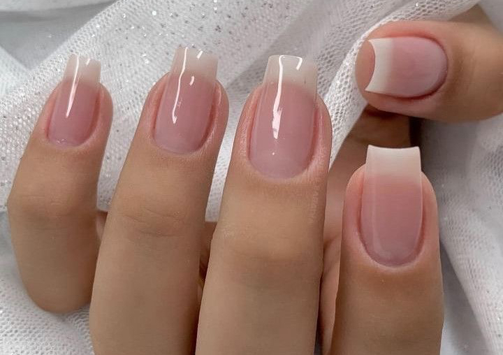 Acrylic Permanent White Tips