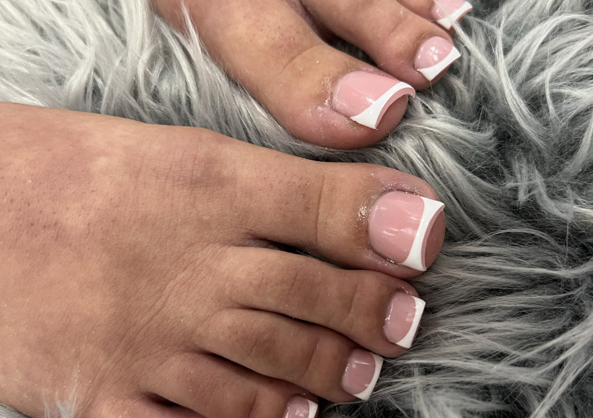 Acrylic Infill - Toes + French Tips