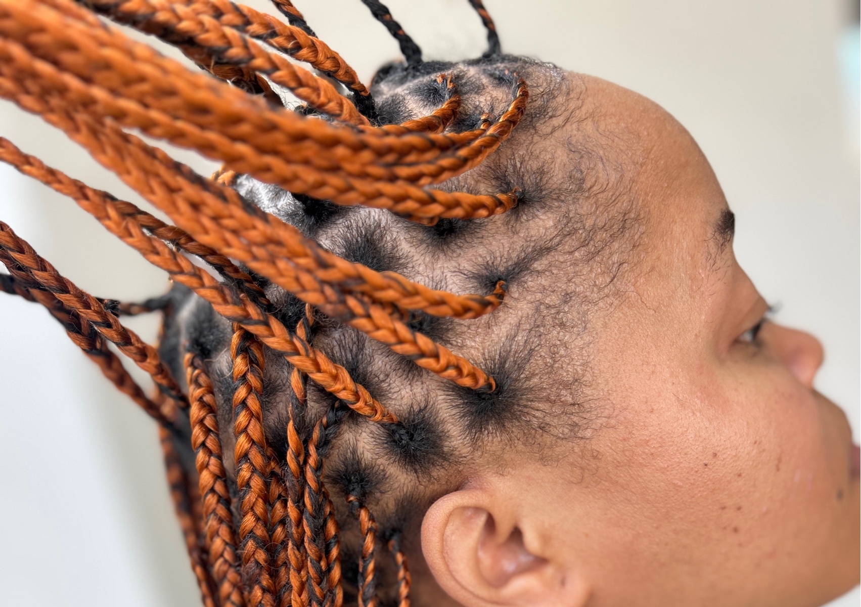 Medium knotless braids 