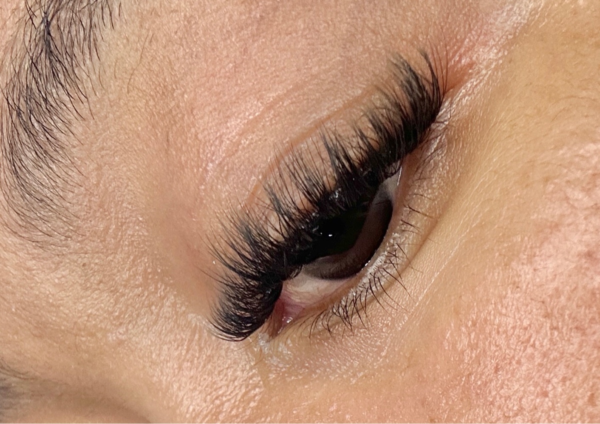 Cluster lashes 
