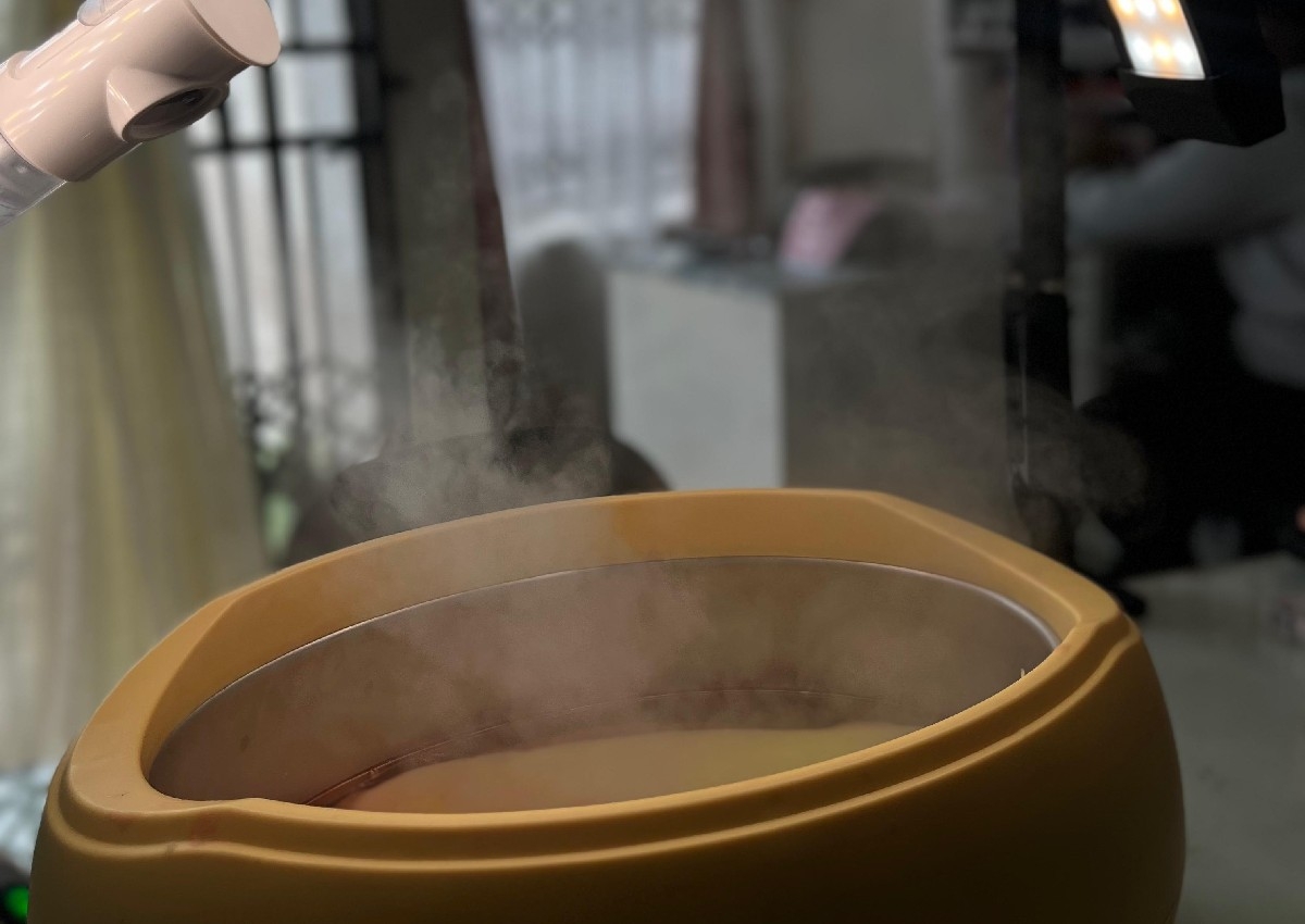 Paraffin wax for hands 