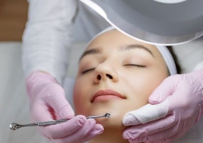 Facial Con extracciones
