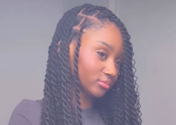 Adult Goddess Island Twist