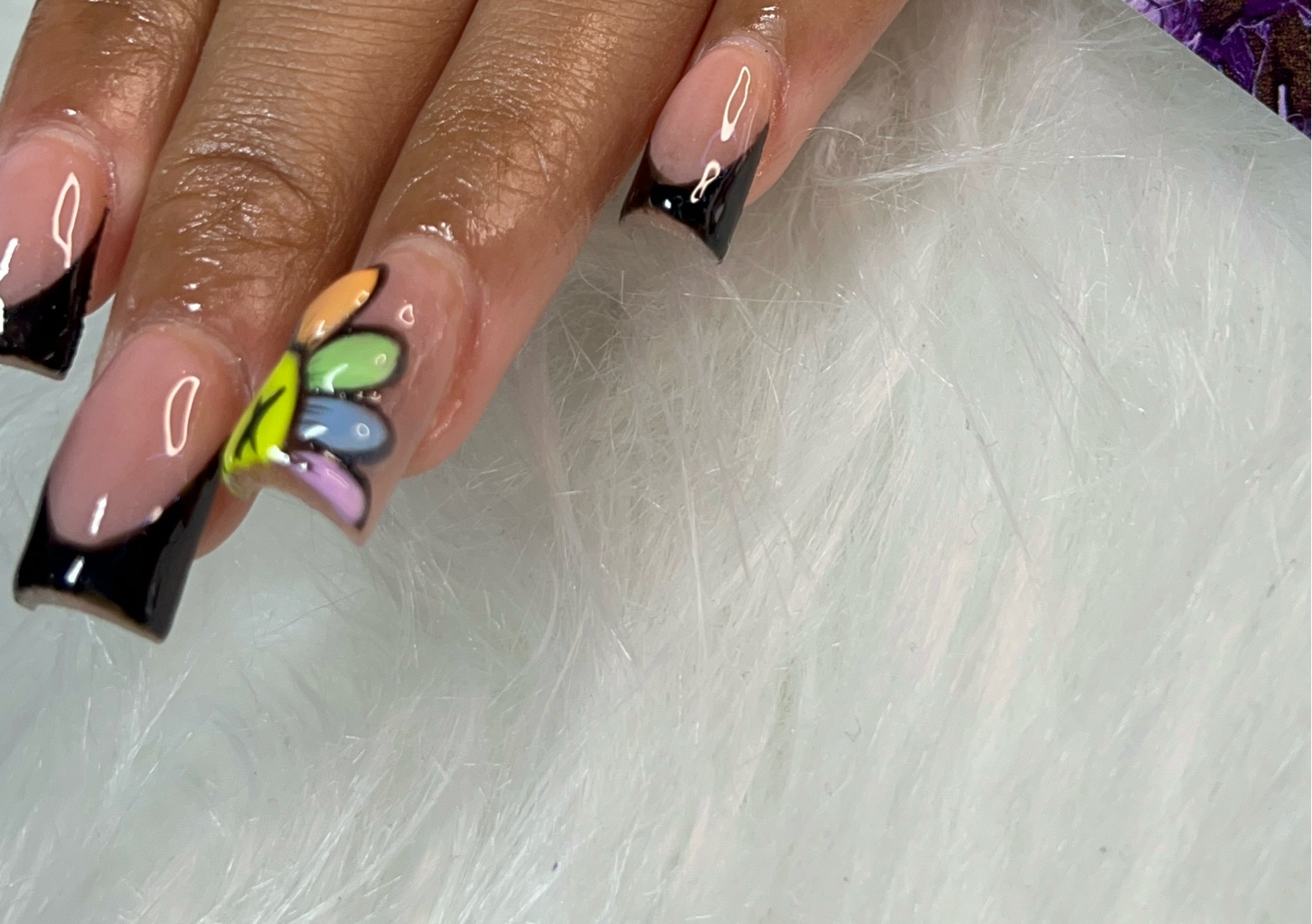 Textured nails per finger