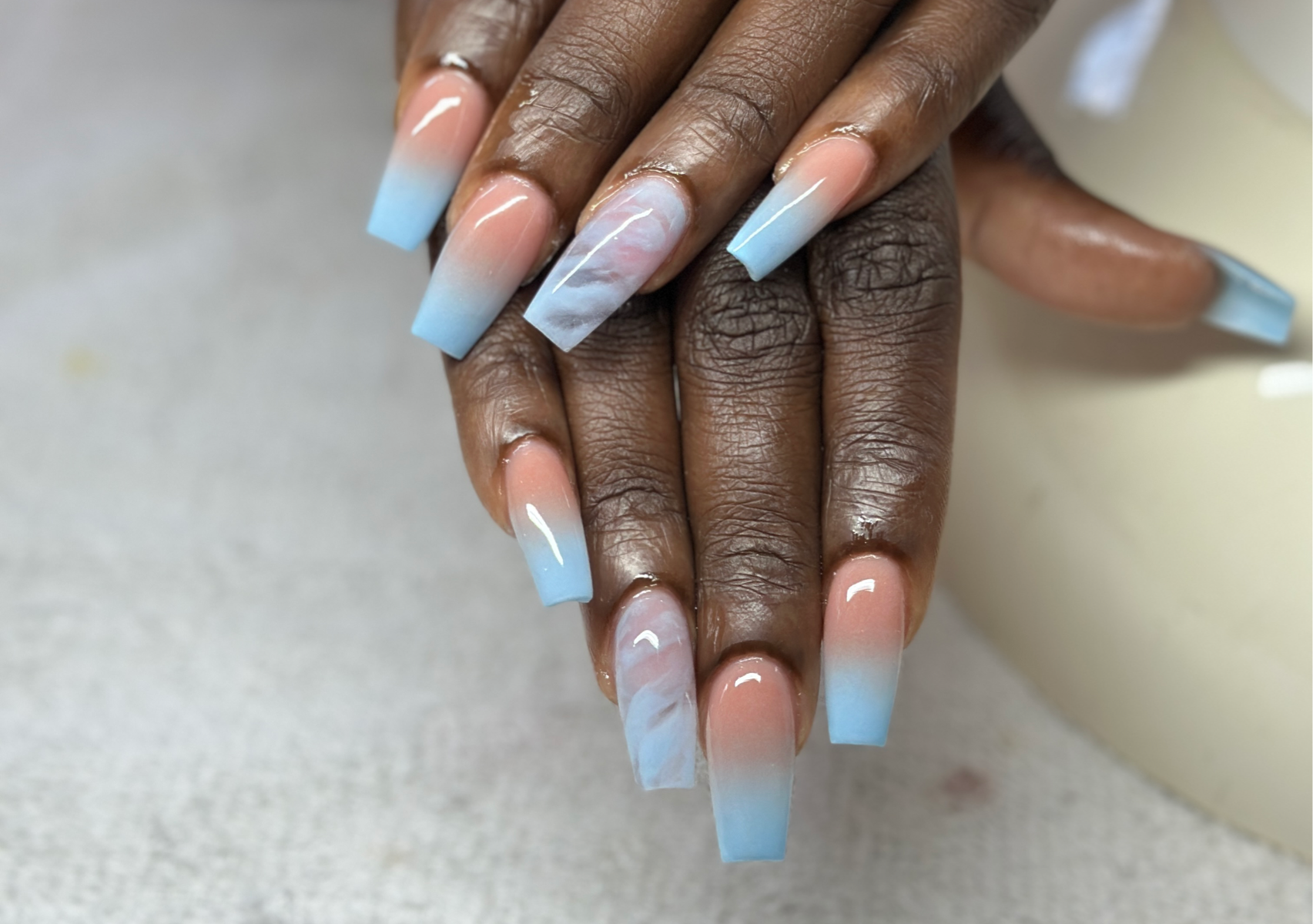 Ombré w/ accent nail