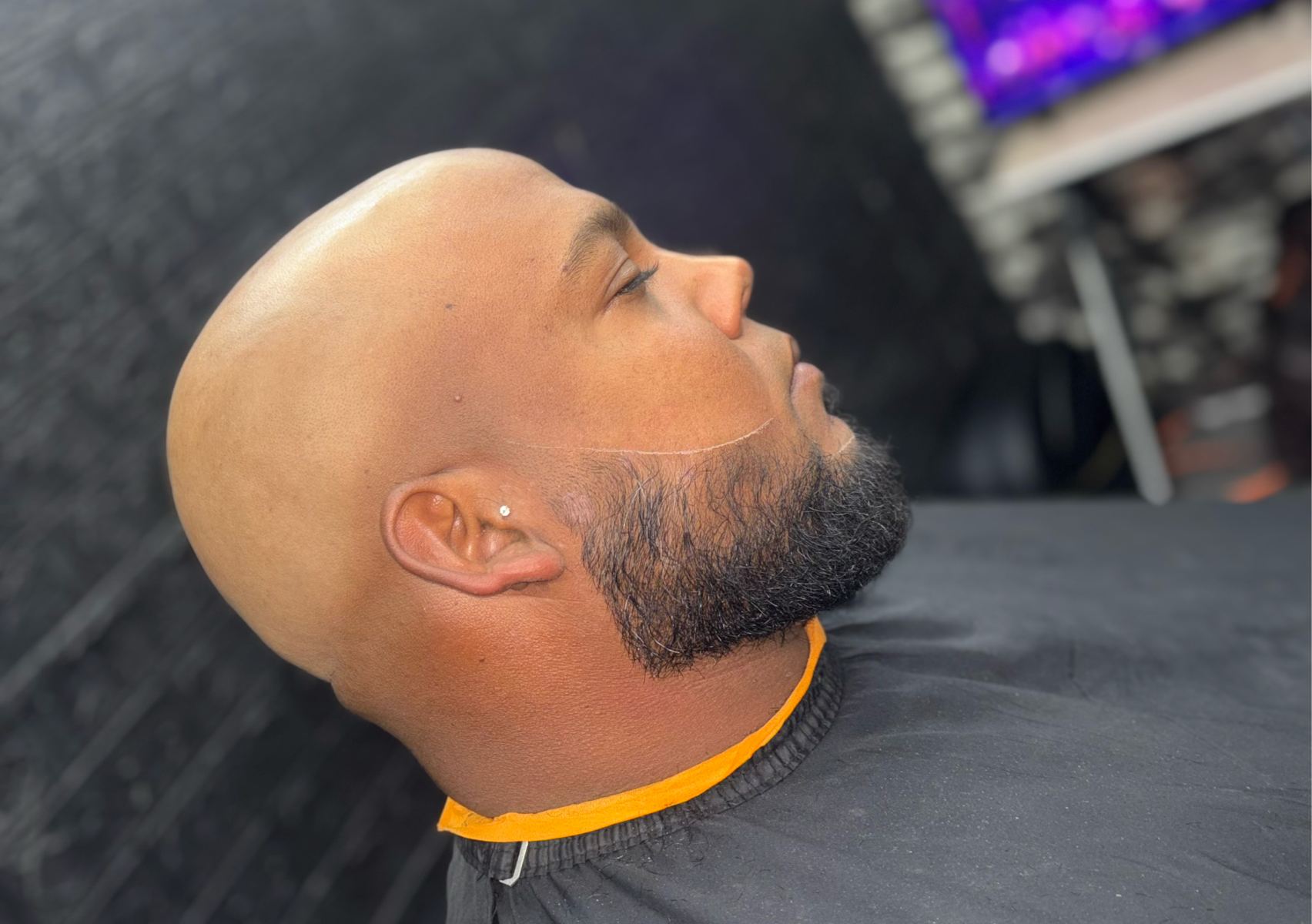 Barba+afeitado (incluye vapor)