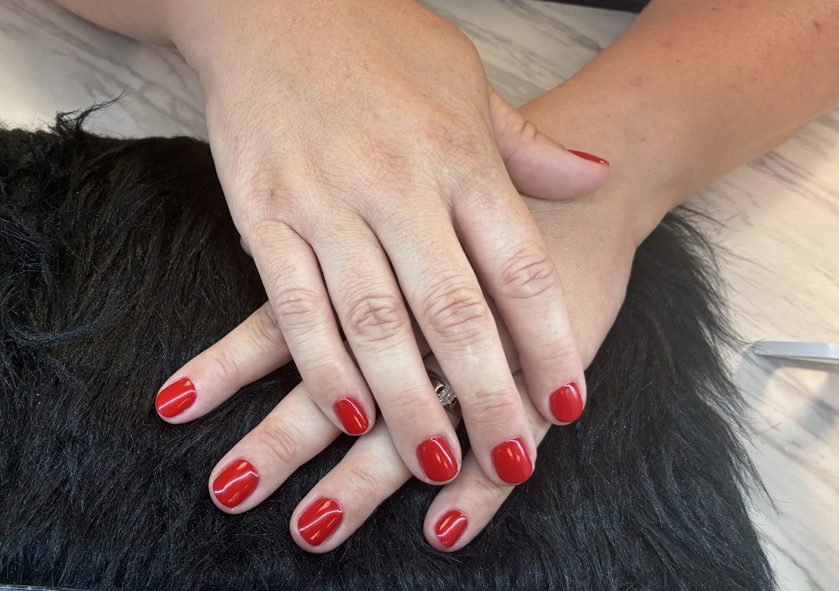 Gel manicure