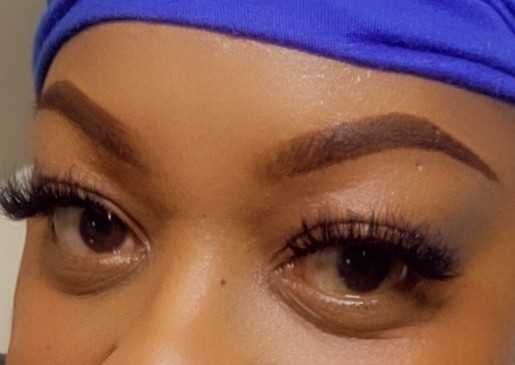 BROW FILL with STRIP LASHES 