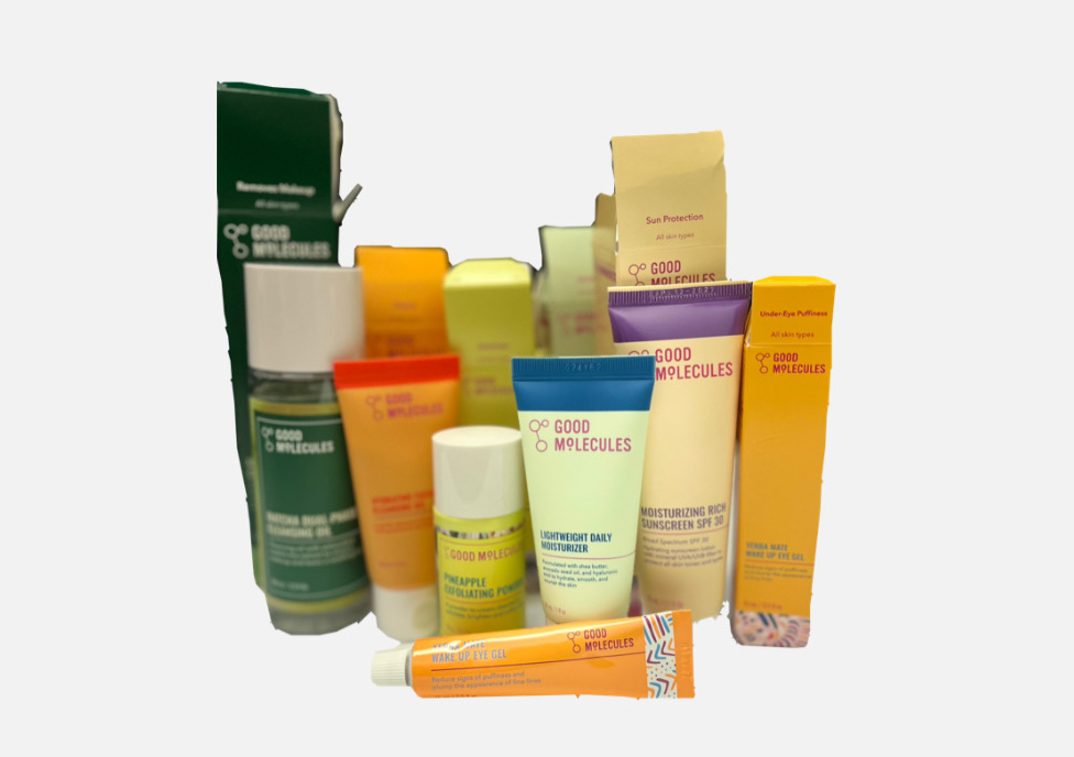 SKINCARE SETS
The Complete Glow Routine🤩👑