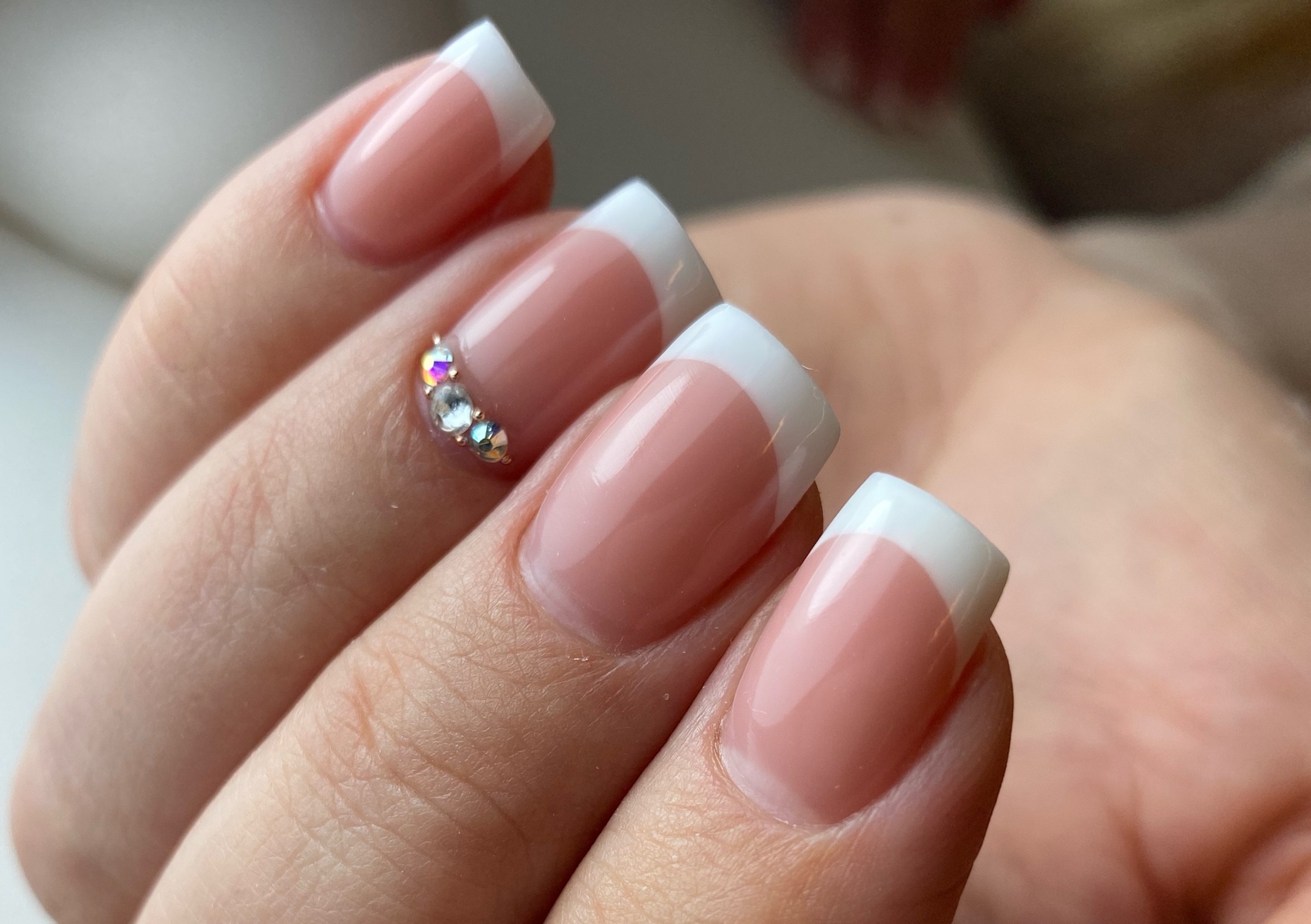 Gelenegler nytt sett . Hvit fransk.