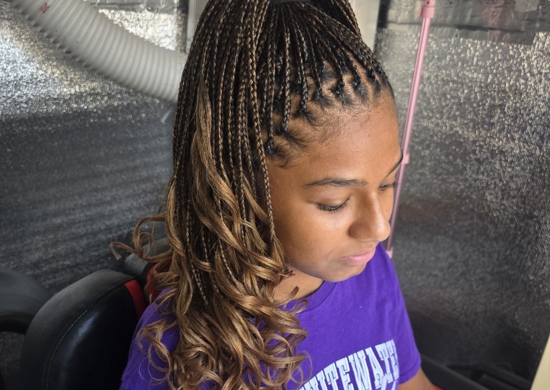 French Curl knotless Braids (Read Description Below)
