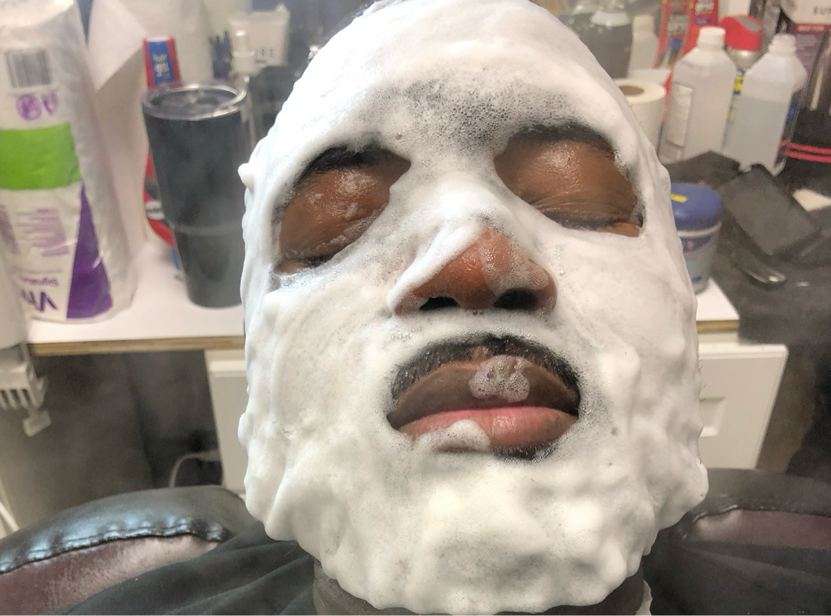 Ultimate Executive Cut ( face steam , towel,  , face scrub)