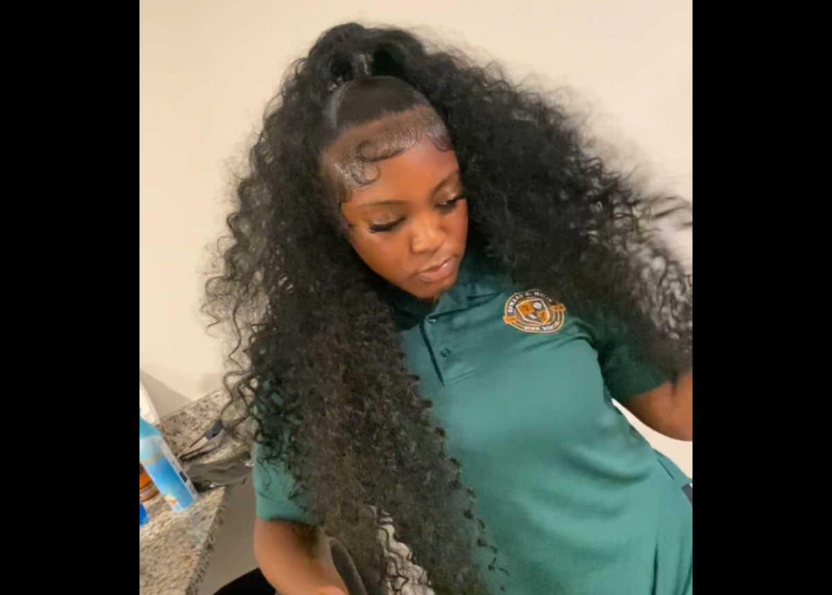 Half up half down💞