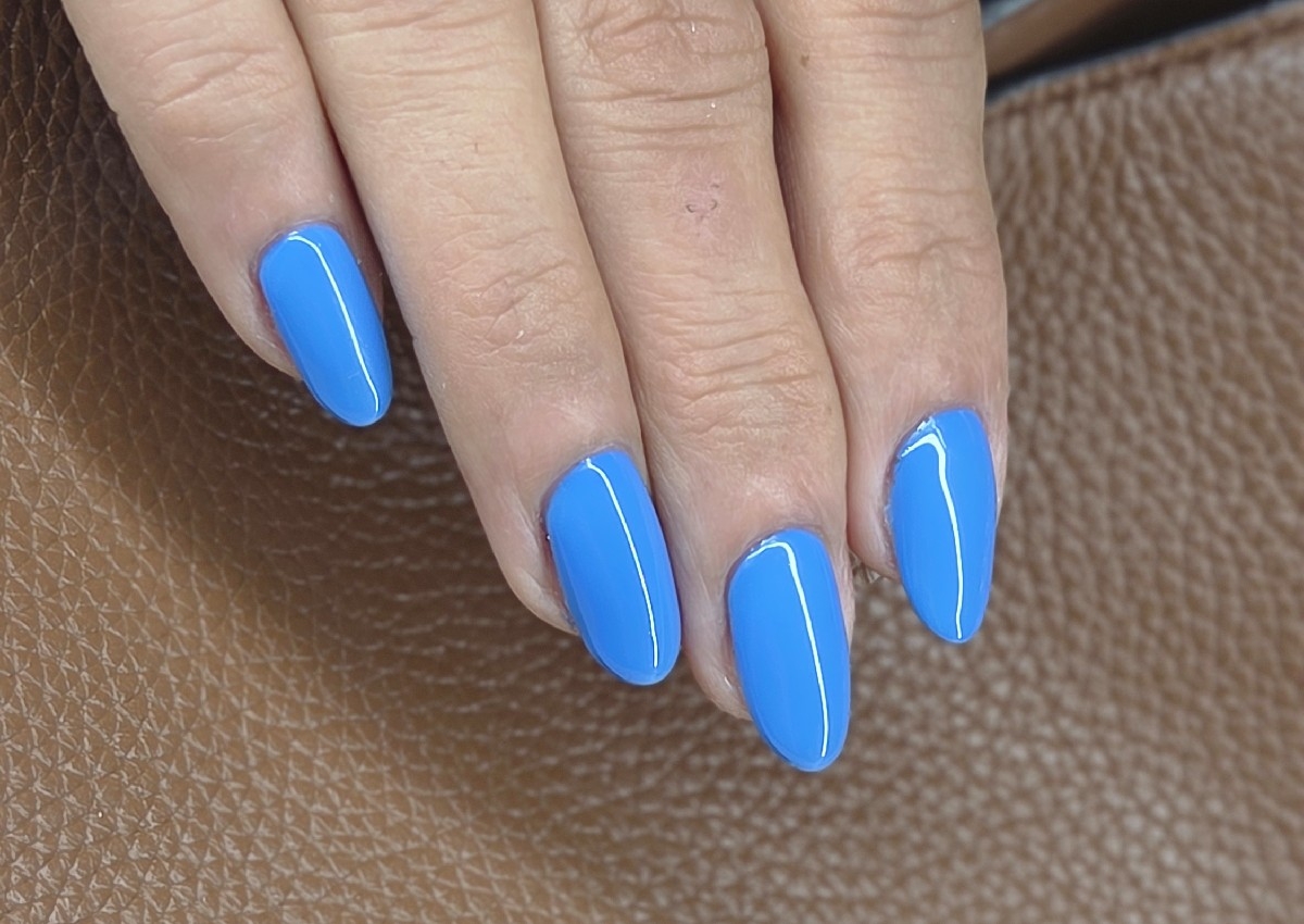 Refill gel or acrylic 
