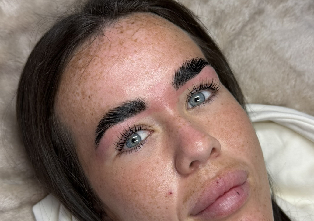 Lash lift & brow lamination 