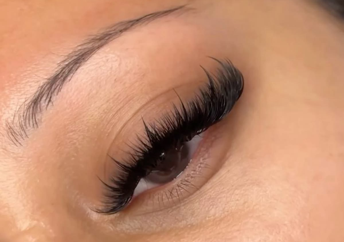 Natural wispy 