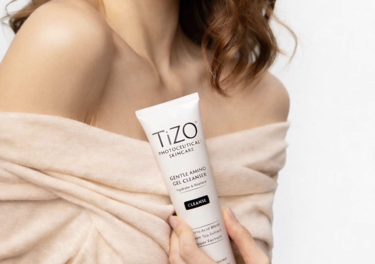TiZO Gentle Amino Gel Cleanser - Hidrata y Restore
