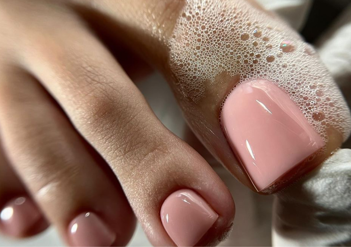 Basic Gel Pedicure🫧