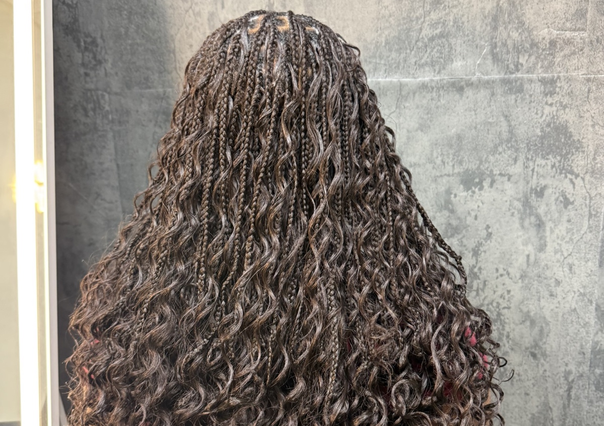 Small Boho (Knotless or Boxbraids)