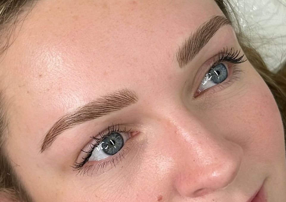 Hyper Realism / Nano Brows