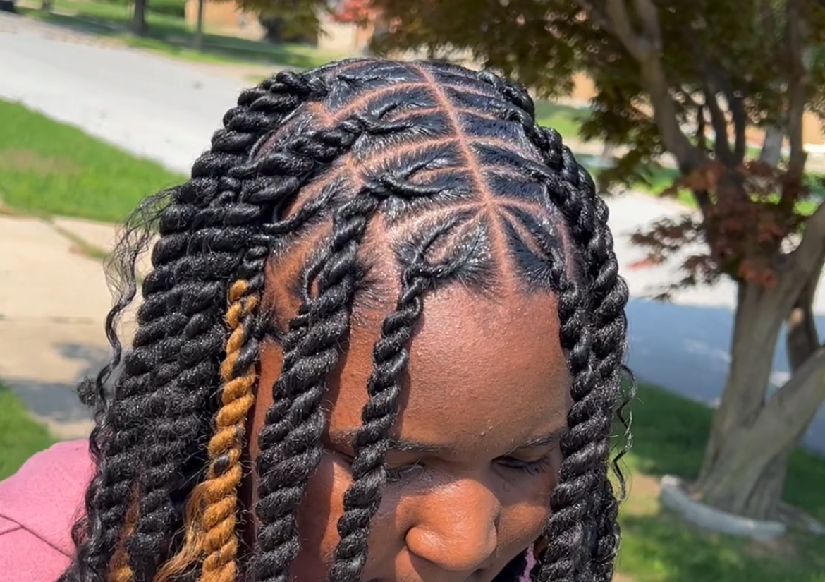 Invisible Locs Short