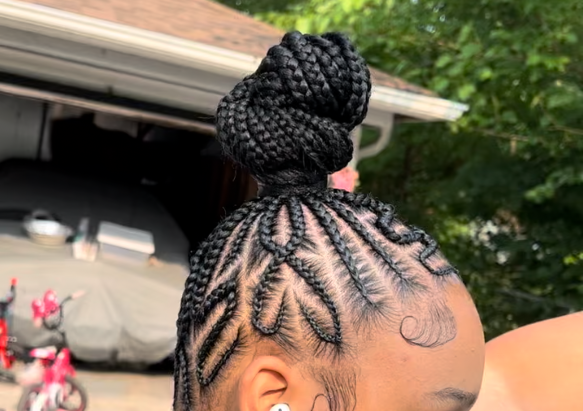 Feed in ponytail small 