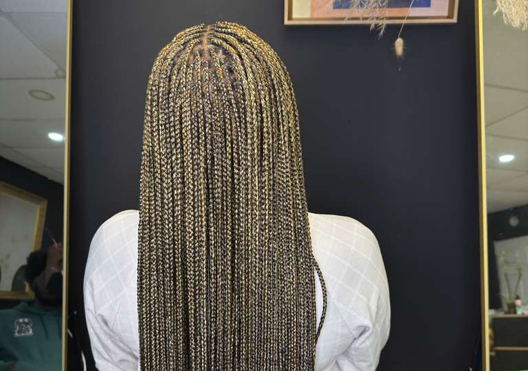 Small knotless waist length 
