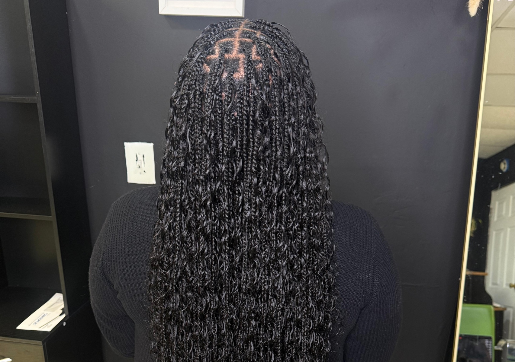 Boho knotless middle back 