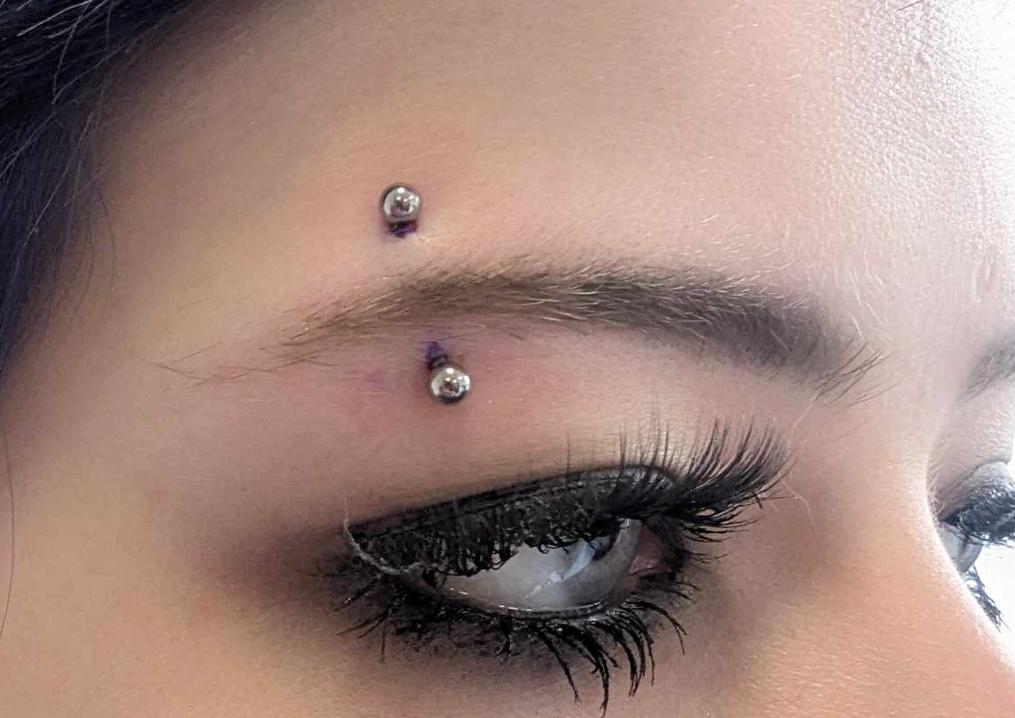 🌟 Standard 🌟 Eyebrow Piercing