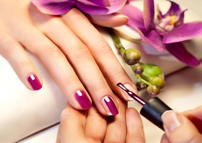 Signature Manicure