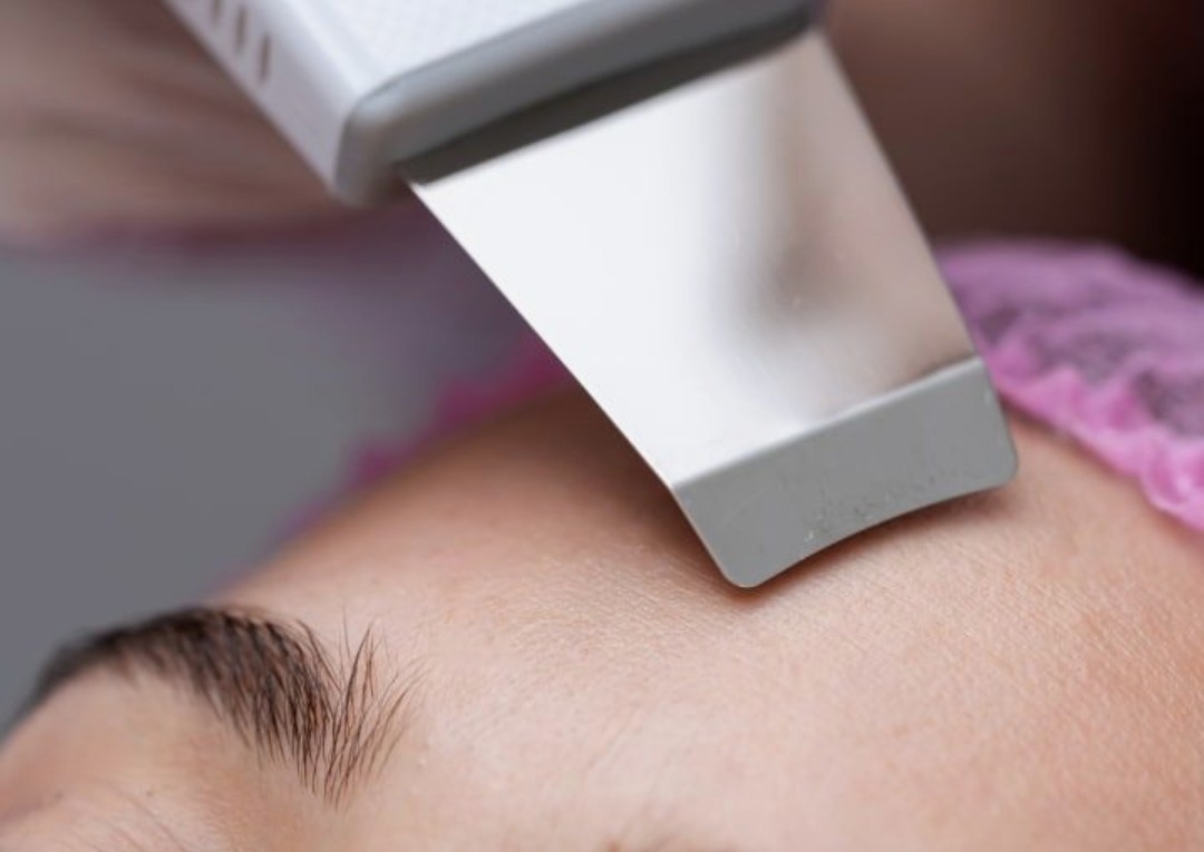 Deep Cleansing Treatment (Microdermabrasion + Cavitation+hf)