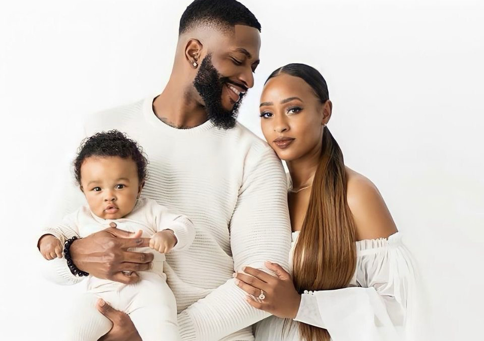 Family Portraits 