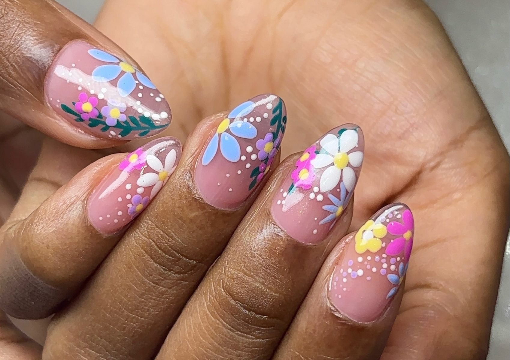 Nail Art Intricate Design 