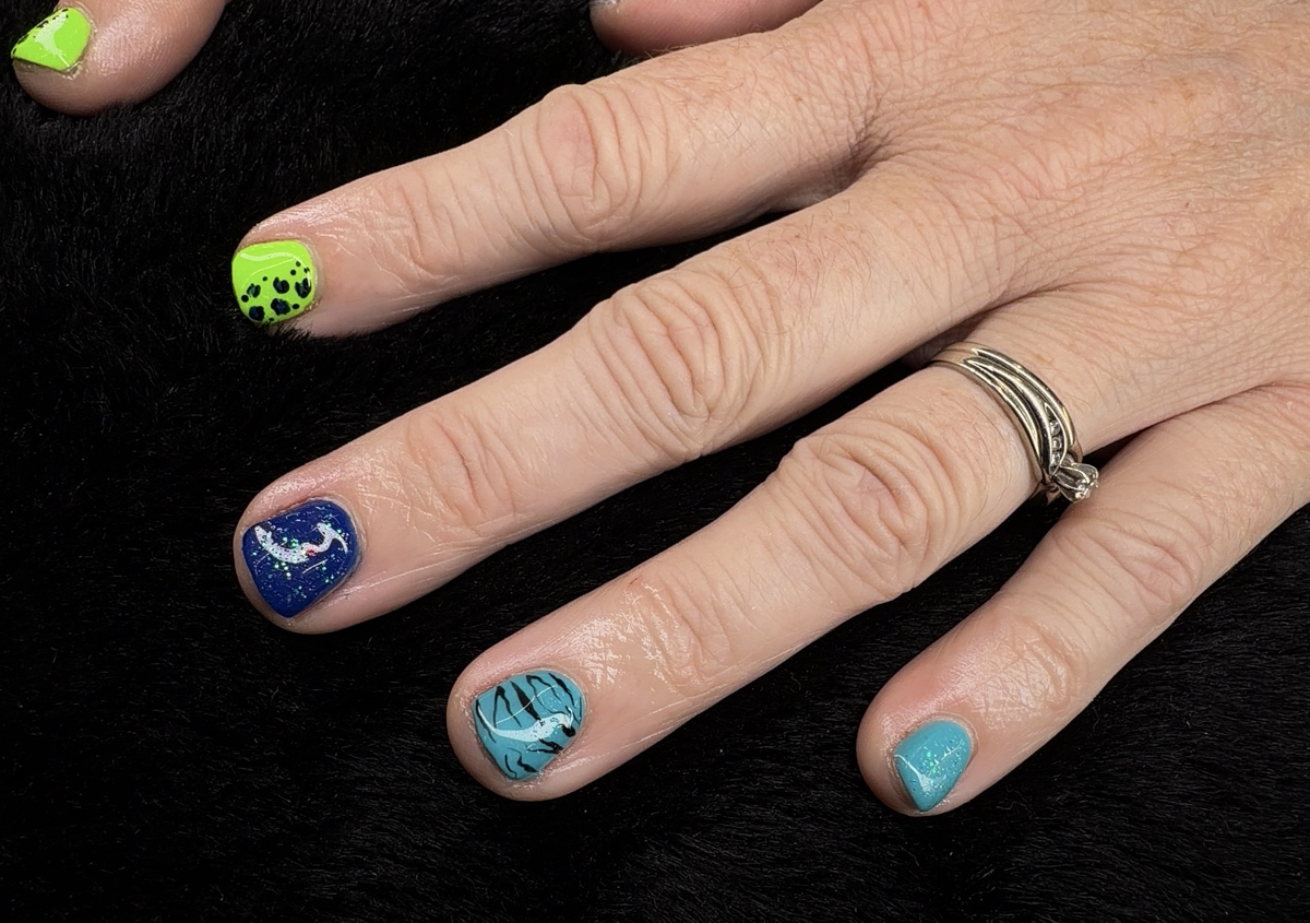  Gel manicure